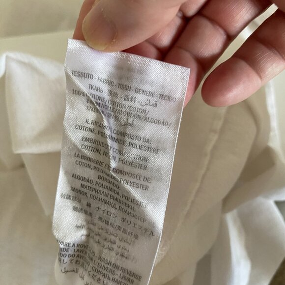 Oversized Gucci Logo T Shirt - Picture 7 of 10